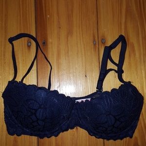 VS Date Push-up Bra